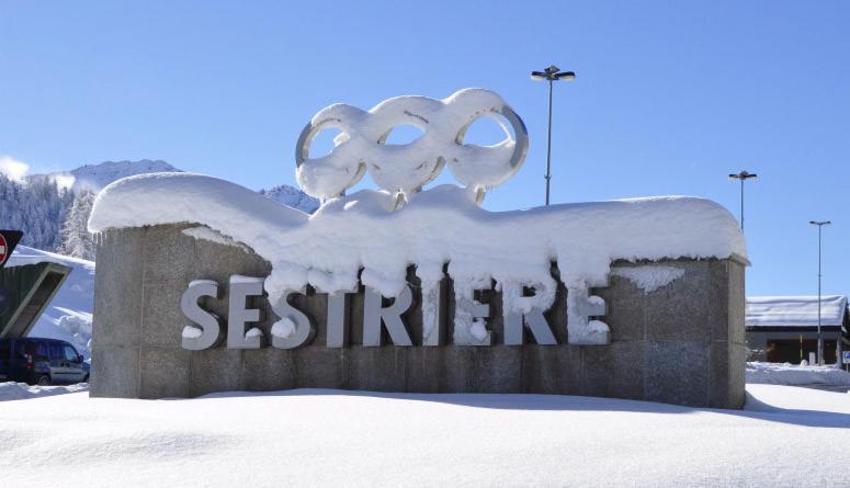 Attico Villaggio Olimpico セストリエーレ エクステリア 写真